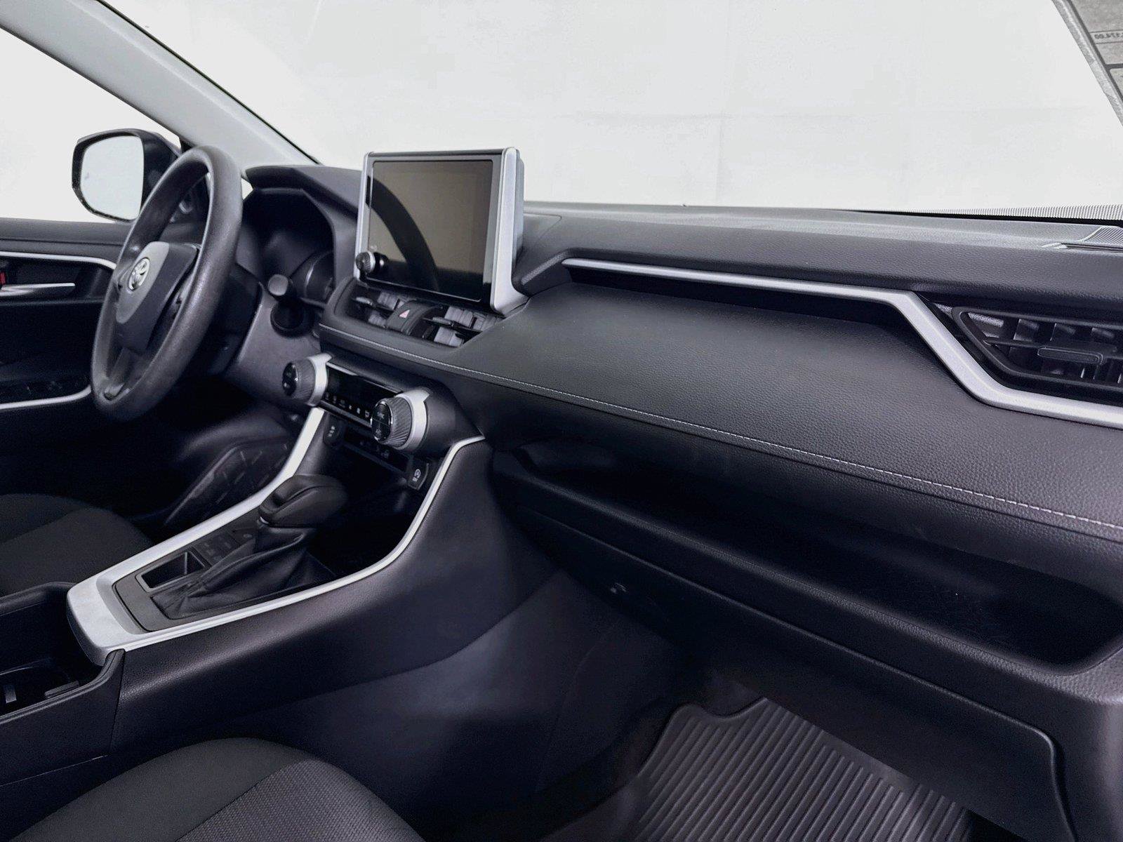 Certified 2025 Toyota RAV4 XLE AWD/4WD image 41