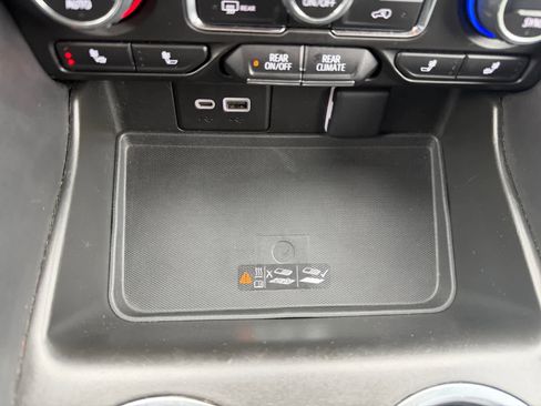 Used 2023 Chevrolet Tahoe LT image 47