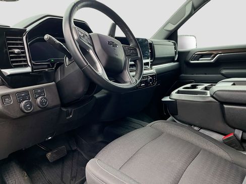 Used 2023 Chevrolet Silverado 1500 RST w/ Redline Edition image 9