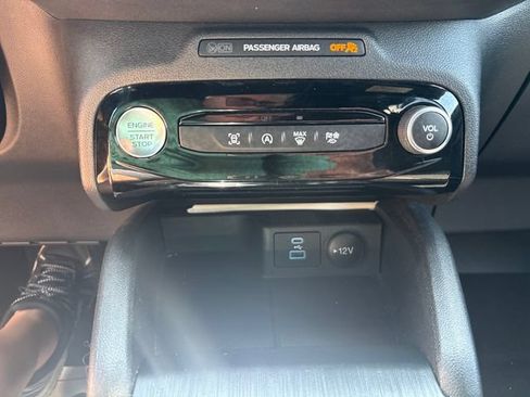 Used 2023 Ford Escape ST-Line w/ Tech Pack #1 AWD/4WD image 16