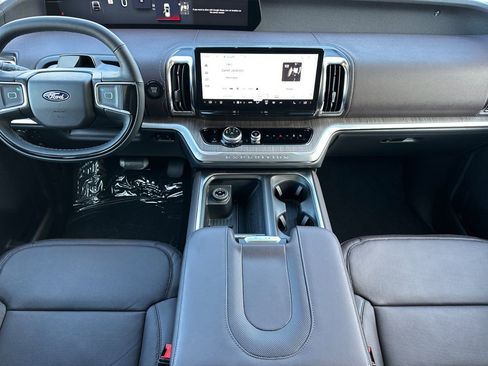 New 2025 Ford Expedition Max Platinum w/ Platinum Ultimate Package image 14