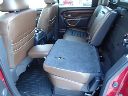 Used 2017 Nissan Titan Platinum Reserve image 40