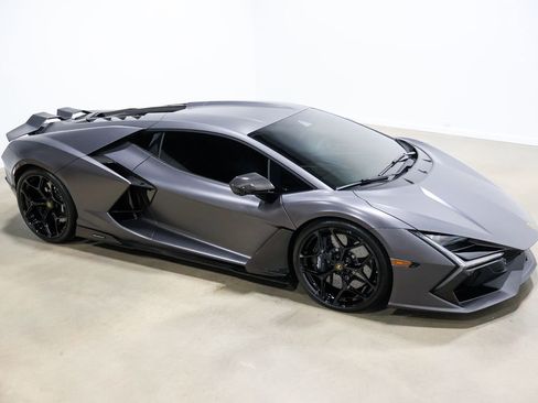 Used 2025 Lamborghini Revuelto image 79