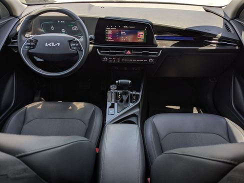 Certified 2024 Kia Niro EX FWD image 24