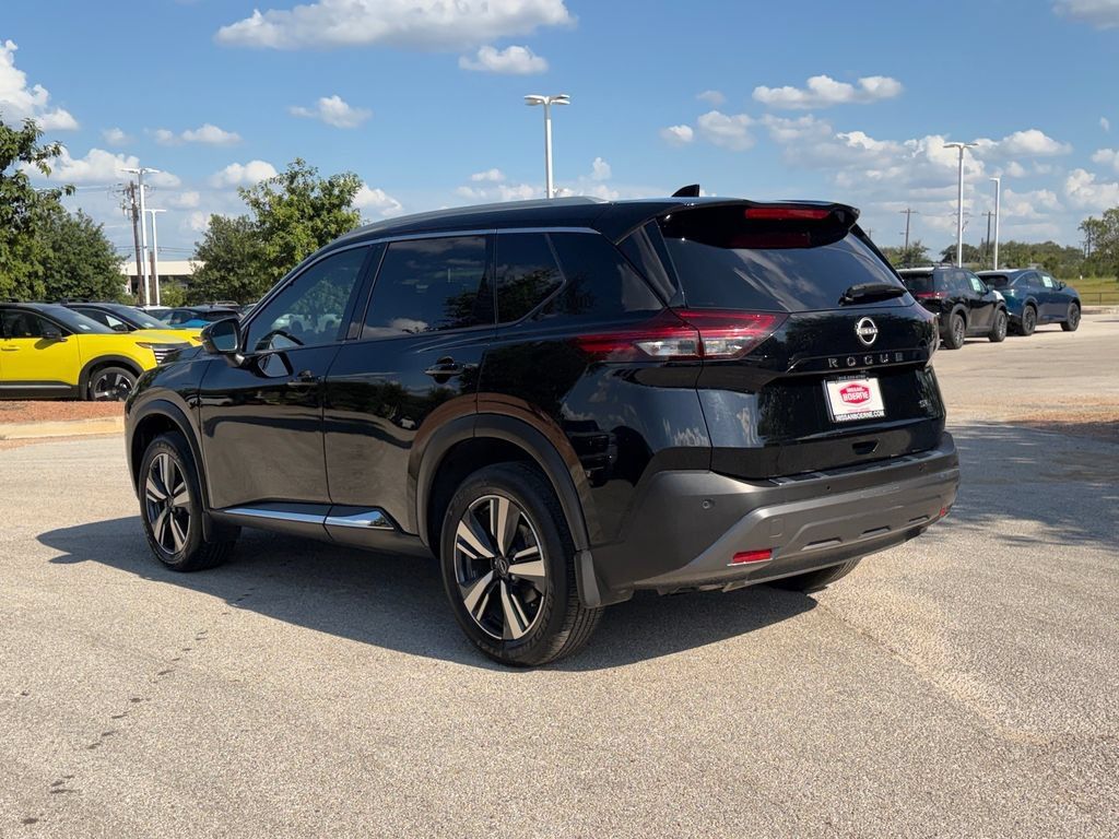 Certified 2023 Nissan Rogue SL FWD image 6