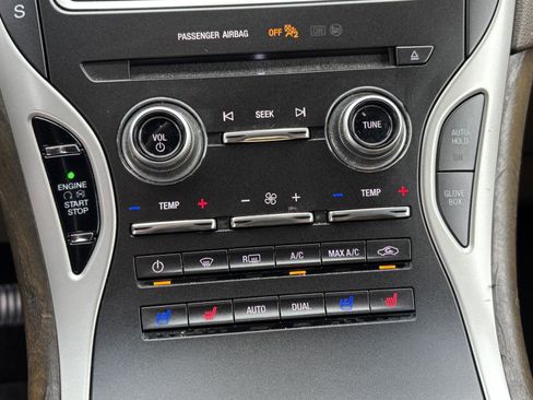 Used 2017 Lincoln MKX Reserve w/ Driver Assistance Package image 37