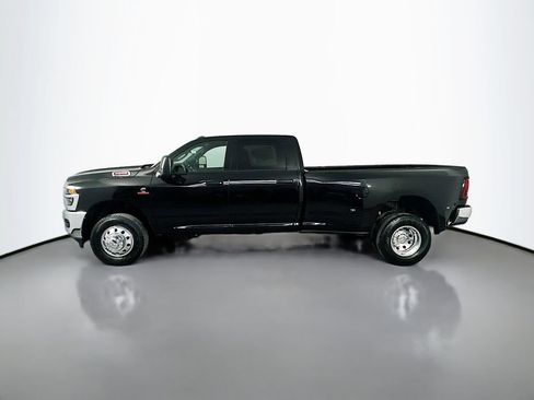New 2026 RAM 3500 Tradesman AWD/4WD image 4