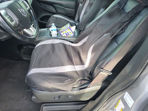 Used 2017 Dodge Grand Caravan GT image 12