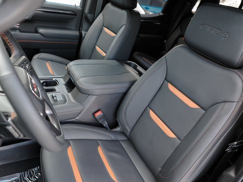 New 2026 GMC Sierra 1500 AT4 w/ AT4 Premium Package image 15