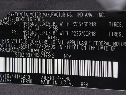 Used 2024 Toyota Sienna Limited FWD image 46