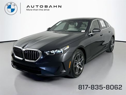 Certified 2026 BMW 530i RWD image 1