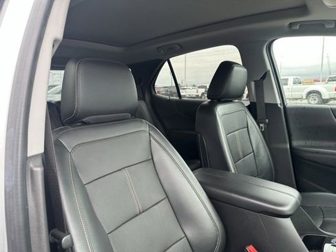 Used 2022 Chevrolet Equinox Premier image 19