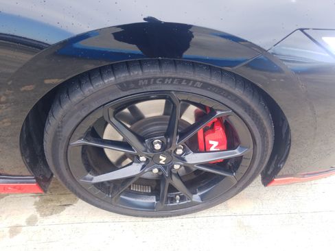 Used 2025 Hyundai Elantra N FWD image 23