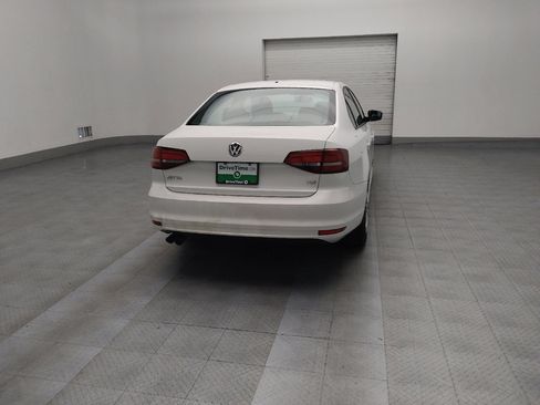 Used 2016 Volkswagen Jetta S image 7
