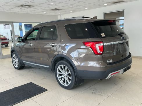 Used 2016 Ford Explorer Limited w/ Equipment Group 301A AWD/4WD image 5