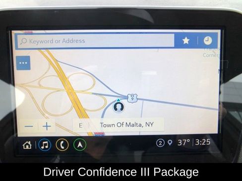 Used 2024 Chevrolet Equinox Premier image 18