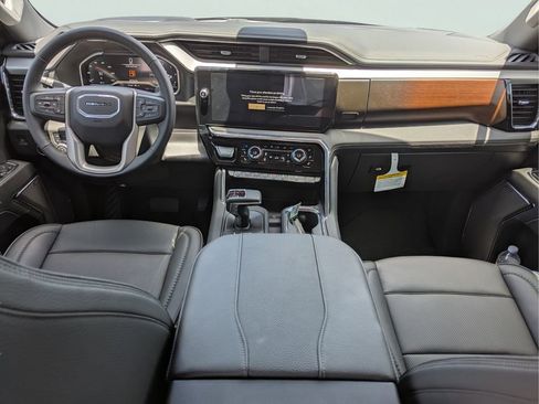New 2025 GMC Sierra 1500 Denali w/ Denali Reserve Package image 17