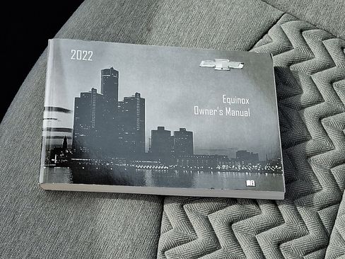 Used 2022 Chevrolet Equinox LS image 26