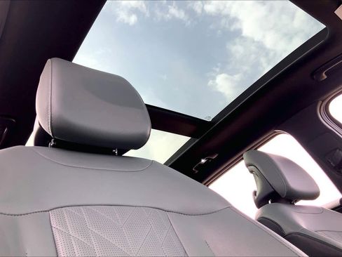 Used 2024 Kia Sportage X-Line w/ X-Line Premium Package image 14