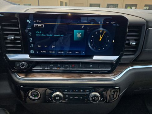 Used 2024 Chevrolet Silverado 1500 LT w/ Protection Package image 16