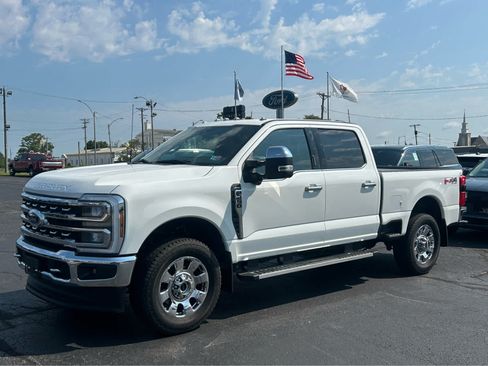 Used 2024 Ford F250 Lariat w/ Chrome Package AWD/4WD image 2