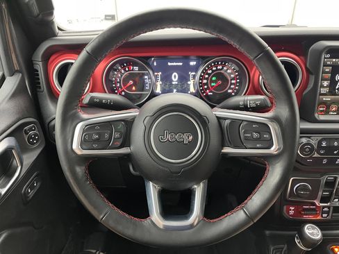 Used 2021 Jeep Gladiator Rubicon AWD/4WD image 18