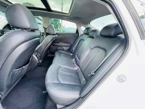 Used 2016 Kia Optima EX w/ Premium Package FWD image 17