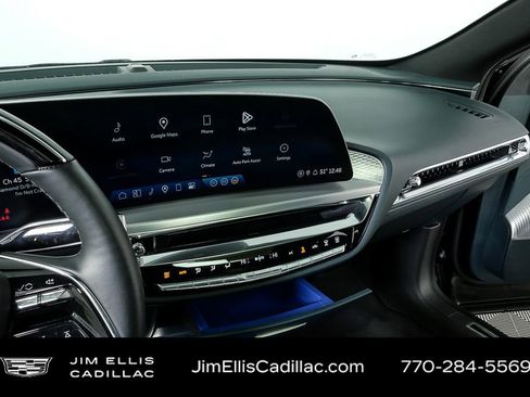 Certified 2024 Cadillac Lyriq Luxury w/ Nappa Leather Package image 14