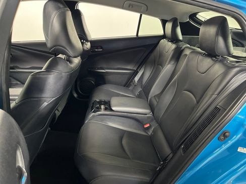 Used 2018 Toyota Prius Prime Premium image 13