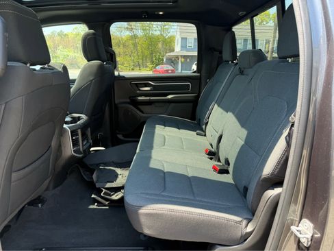 Used 2022 RAM 1500 Big Horn AWD/4WD image 24