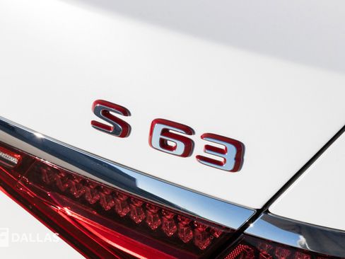 Used 2024 Mercedes-Benz S 63 AMG S image 19