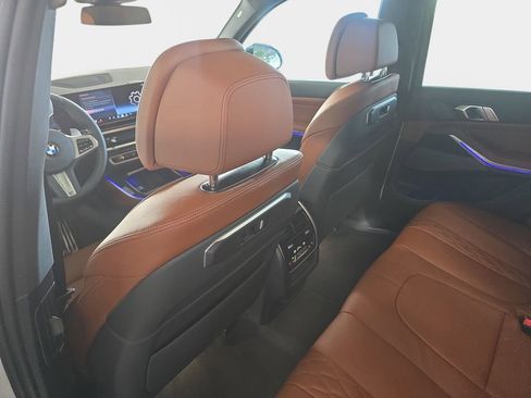 New 2026 BMW X5 sDrive40i image 8