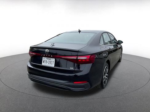 Used 2025 Volkswagen Jetta SE image 14