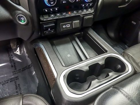 Used 2021 GMC Sierra 1500 Denali w/ Denali Premium Package image 22