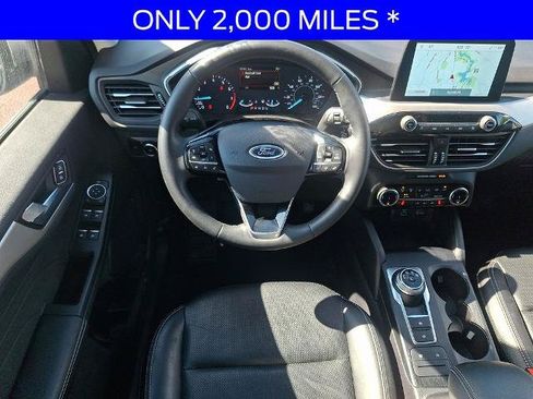 Certified 2022 Ford Escape SEL AWD/4WD image 11