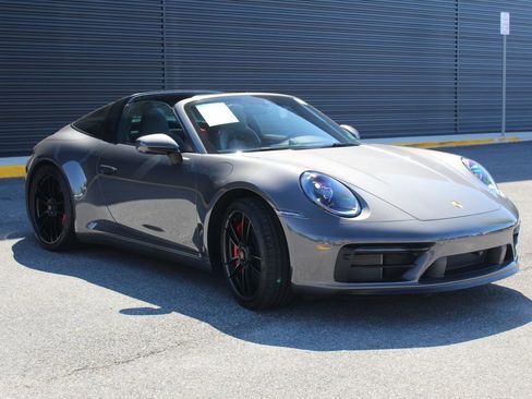 Used 2024 Porsche 911 Targa 4 GTS image 10