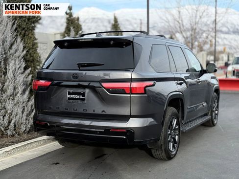 Used 2024 Toyota Sequoia Platinum image 9