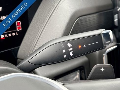 Used 2025 GMC Yukon XL Denali image 20