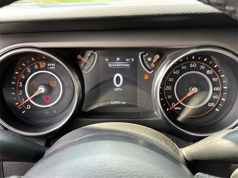 Used 2021 Jeep Gladiator Willys image 34