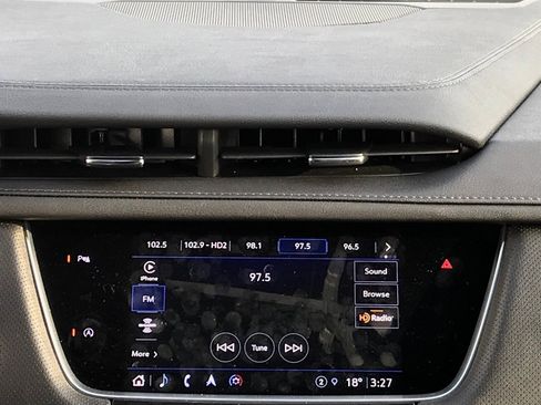 Certified 2025 Cadillac XT5 Premium Luxury image 7