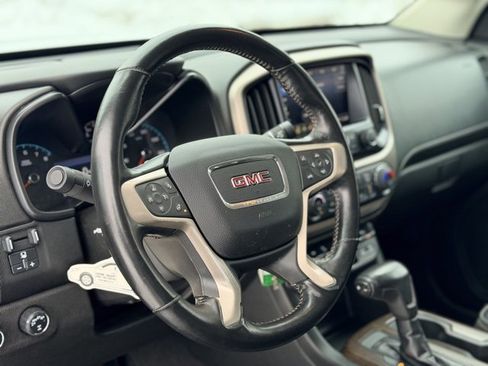 Used 2020 GMC Canyon Denali image 9