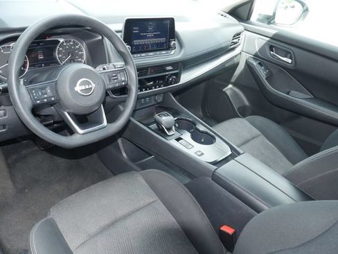 Used 2024 Nissan Rogue SV FWD image 12