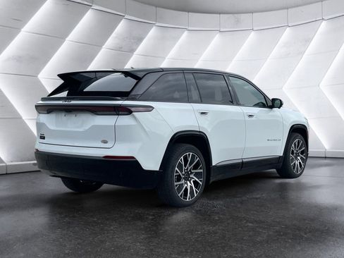 New 2025 Jeep Wagoneer S Limited image 6