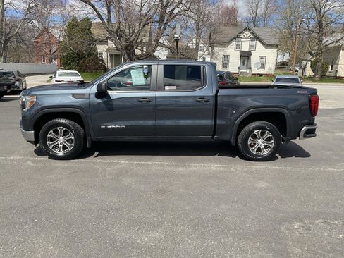 Used 2021 GMC Sierra 1500 4x4 Crew Cab w/ Sierra Value Package image 2