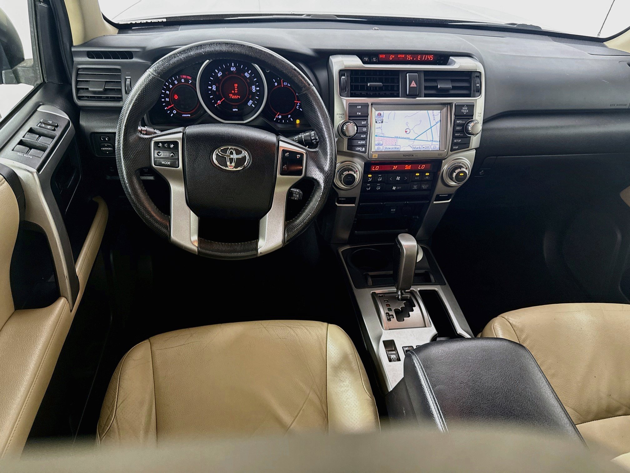Used 2012 Toyota 4Runner Limited AWD/4WD image 21