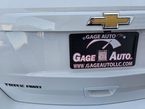 Used 2020 Chevrolet Trax LT w/ Driver Confidence Package image 16