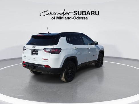 Used 2023 Jeep Compass Trailhawk w/ Trailhawk Elite Group AWD/4WD image 8