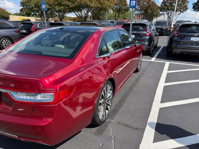 Used 2017 Lincoln Continental Select w/ Climate Package AWD/4WD image 6