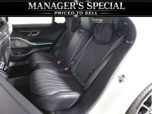 Used 2022 Mercedes-Benz S 500 4MATIC w/ AMG Line Package image 49