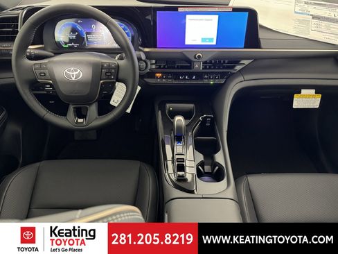 New 2026 Toyota Crown XLE image 7